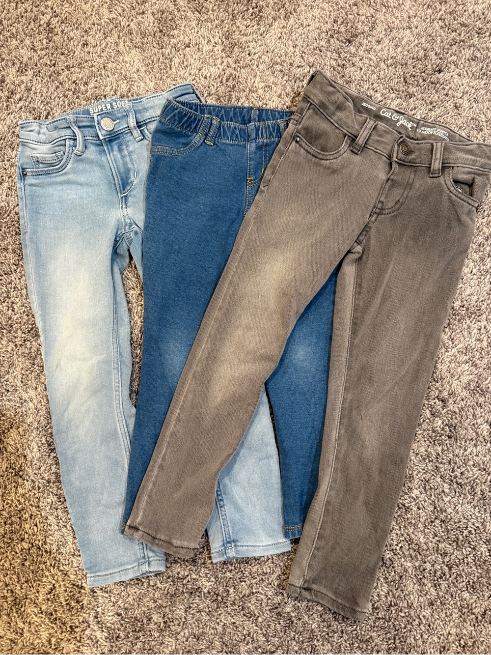 Bundle of 3 girls jeans size 4T